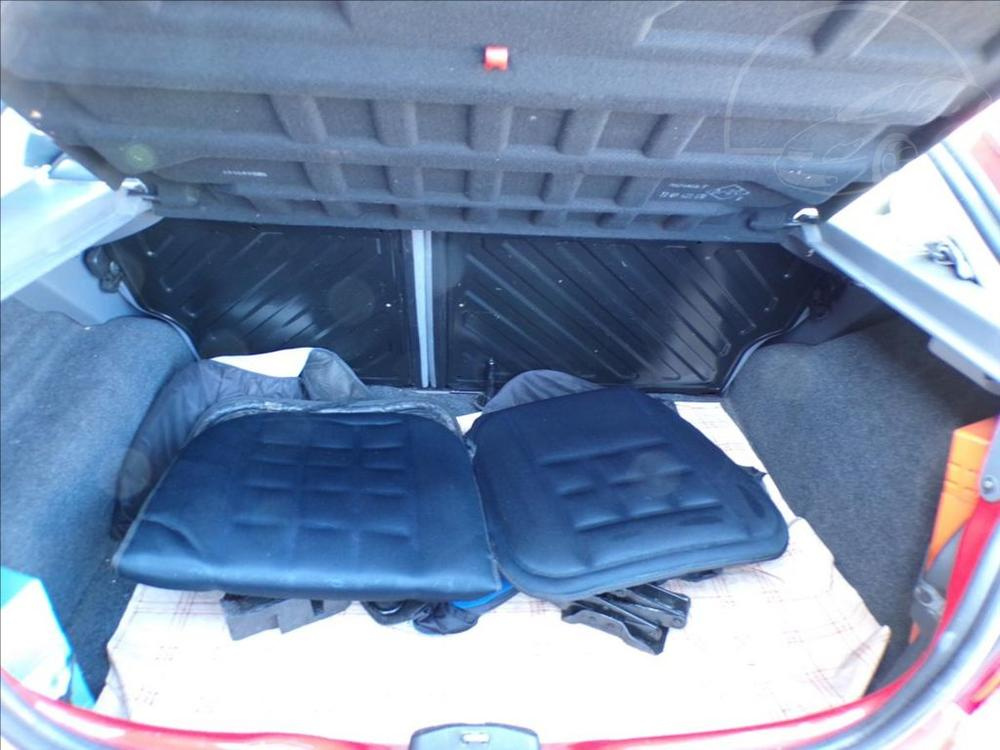 Renault Megane 1,6 16V - 13