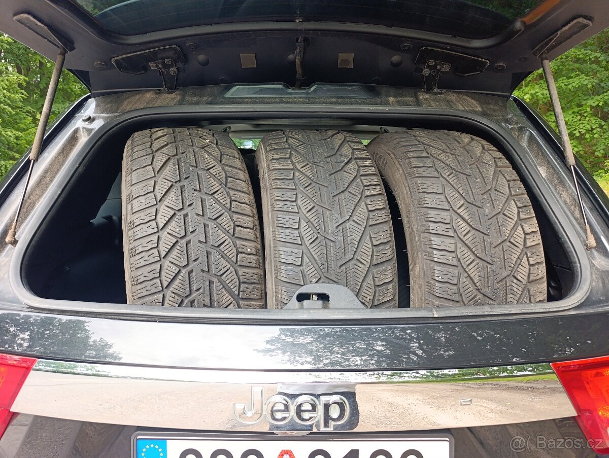 Jeep grand Cherokee WK2 - 13