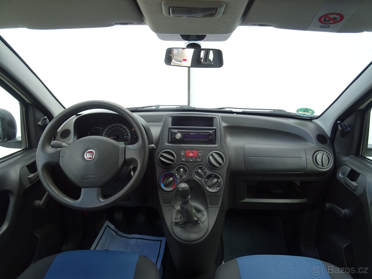 Fiat Panda 1.2i,51kW,klimatizace,STK: 07/2028 - 13