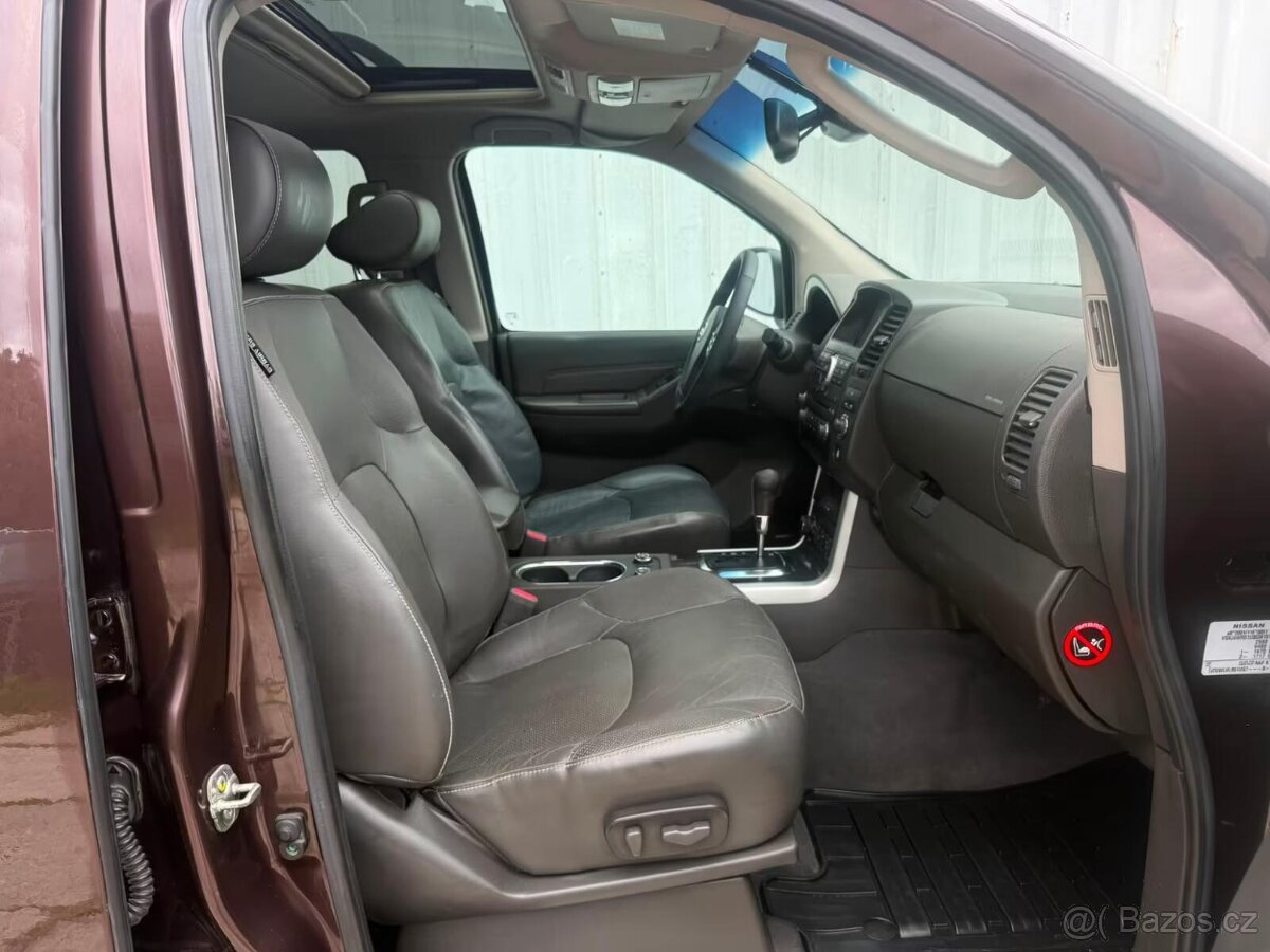 Nissan Pathfinder 3.0 dCi LE 170kw - 13