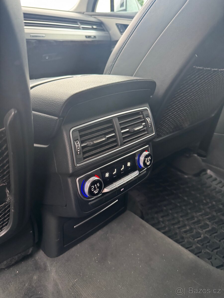 Audi Q7 3.0TDI - 13