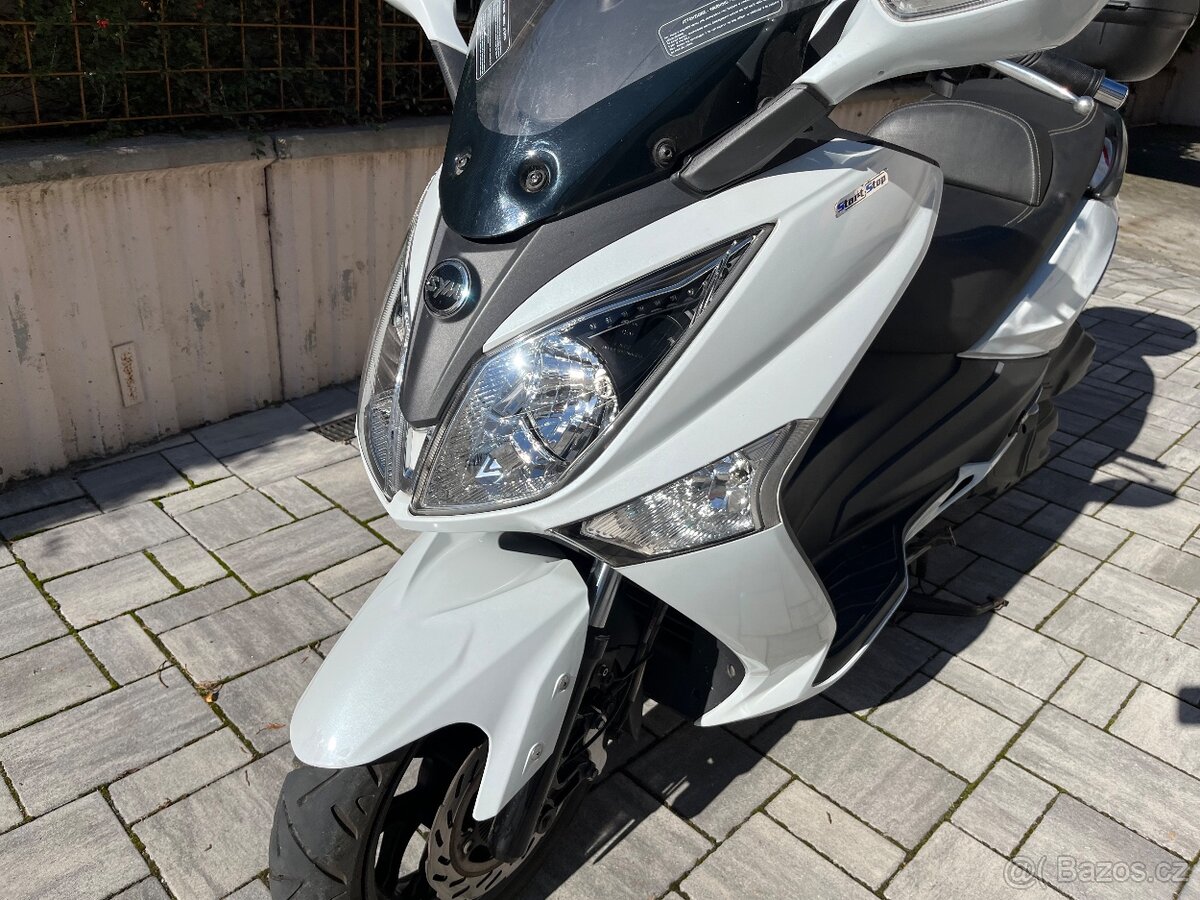 Sym GTS 300i - 13