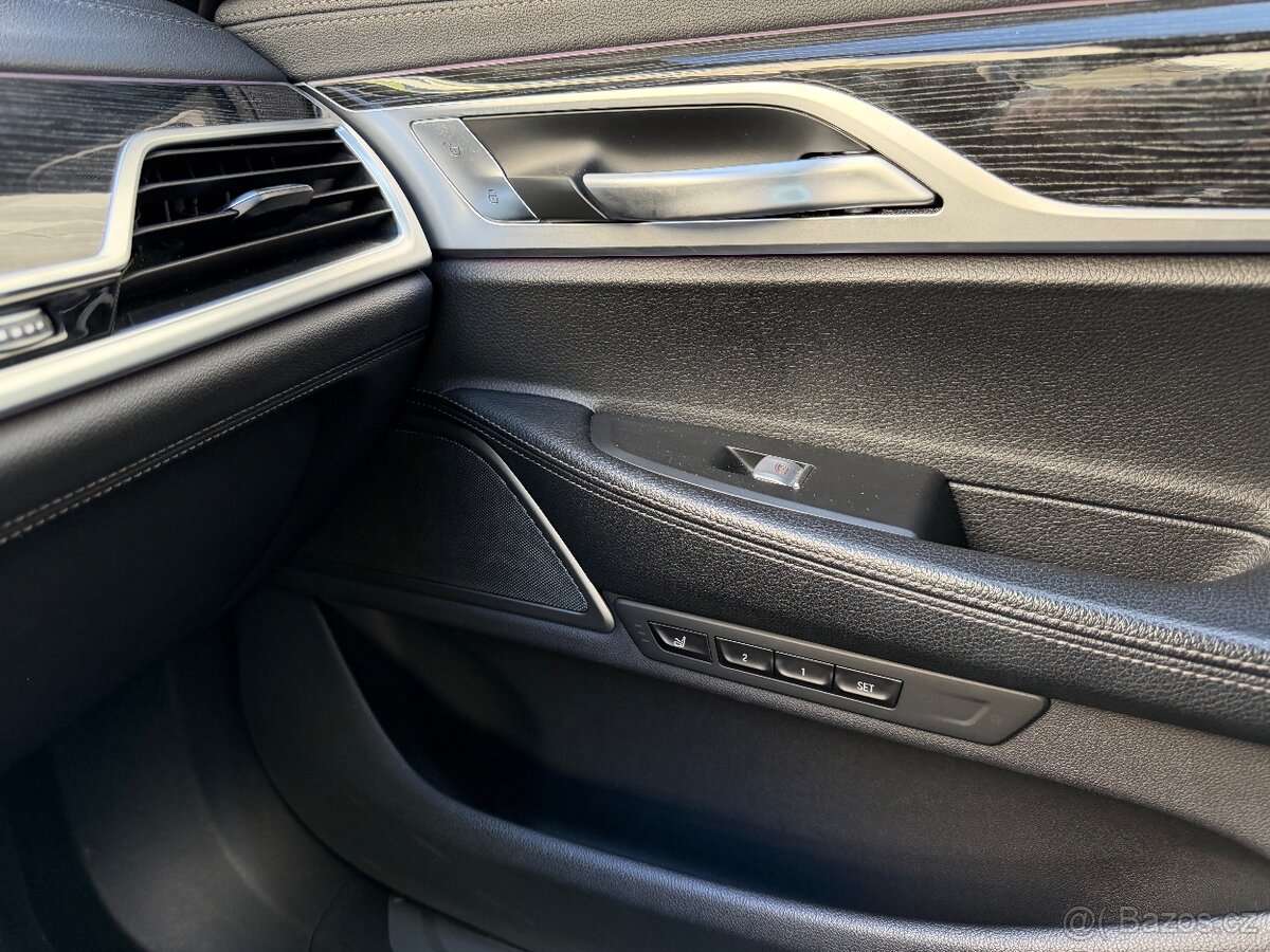 BMW 730d G11 LCI facelift - 13
