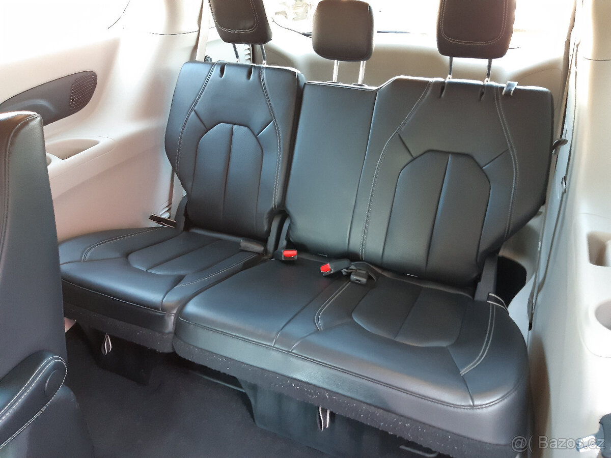 Chrysler Pacifica 3,6L V6 HYBRID, Top výbava, DVD+TV - 13