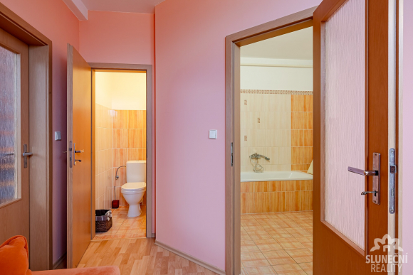 Pronájem mezonetového bytu 2+kk s pracovnou, 82 m², Uherské - 13