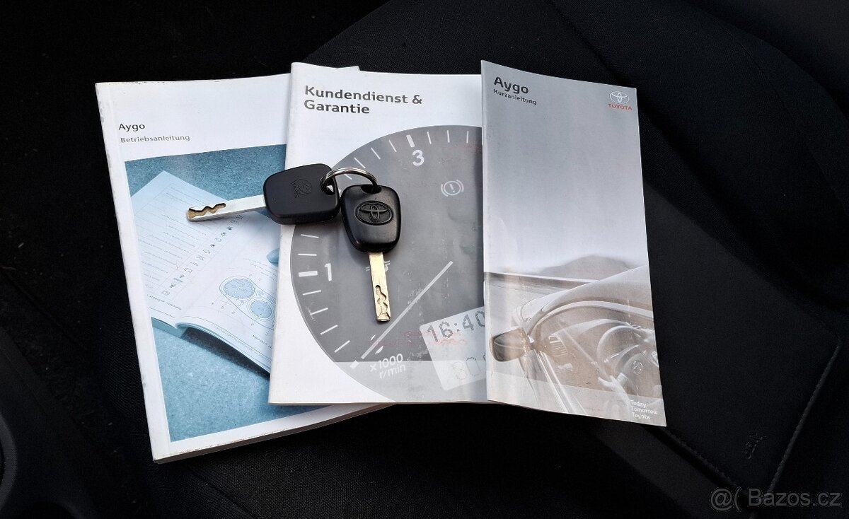 Toyota AYGO 1.0i 50kw - 13