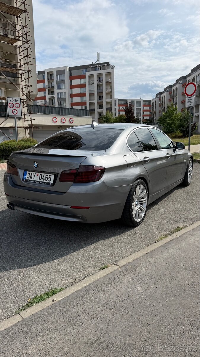 BMW F10 530d 180kw - 13