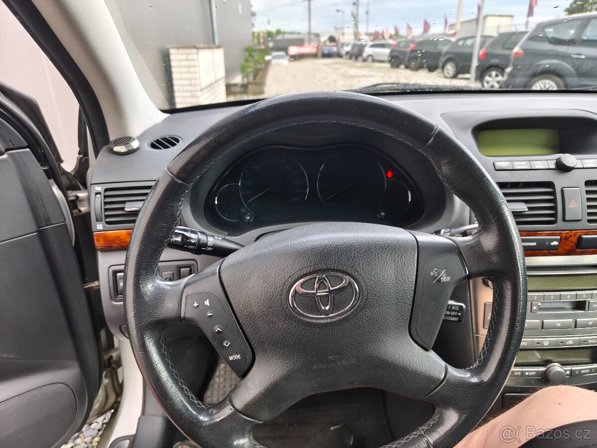 Toyota Avensis 2.4i - AUTOMAT - 13