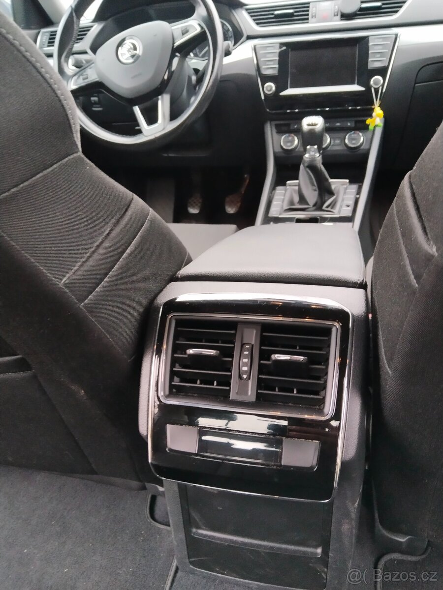 Škoda Superb 3 2.0 TDI 110kw Ambition - 13