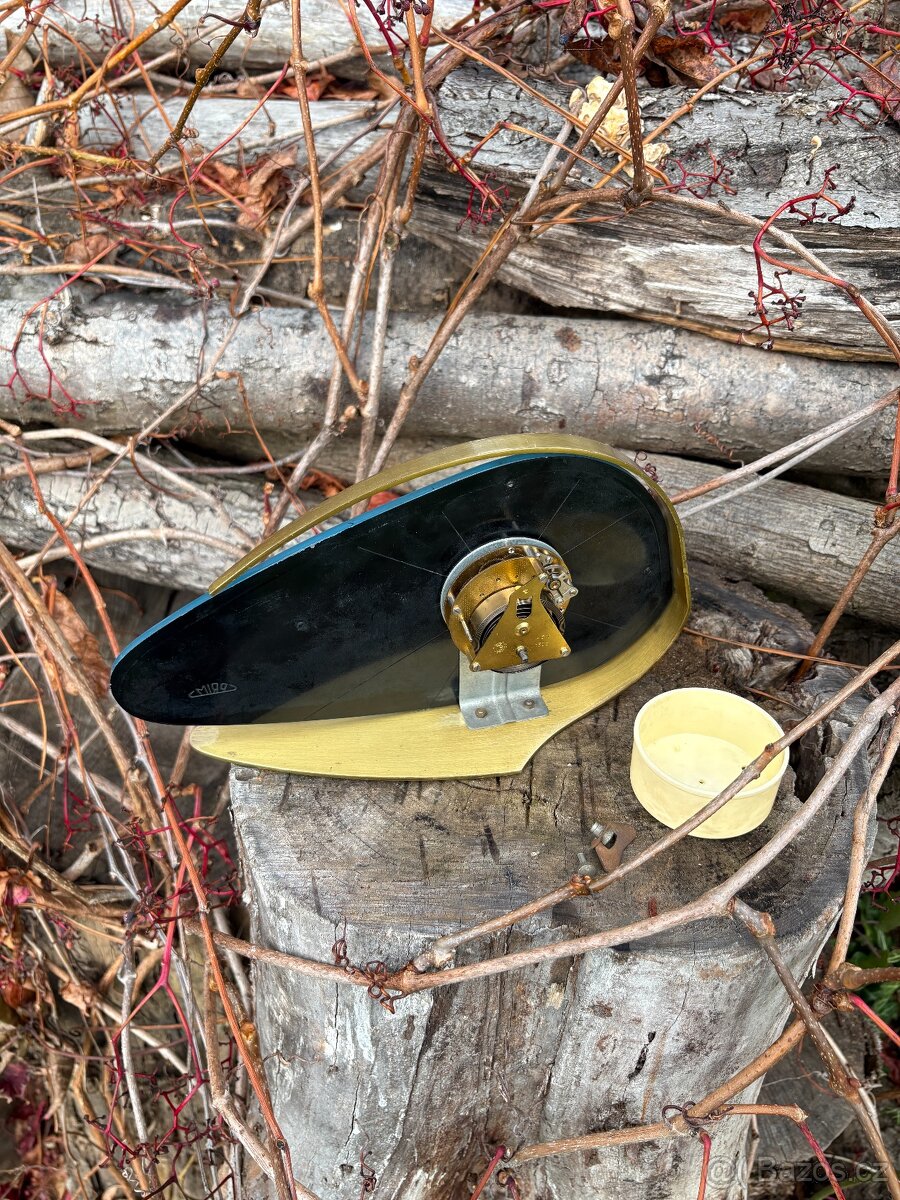 Hodiny Prim Brusel Modré "Kapka" - 13