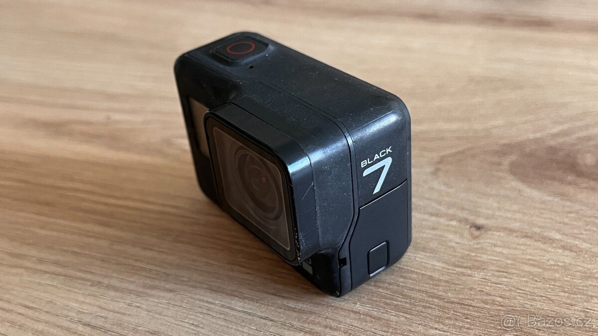 GoPro 7 Black + Mic Adapter - 13