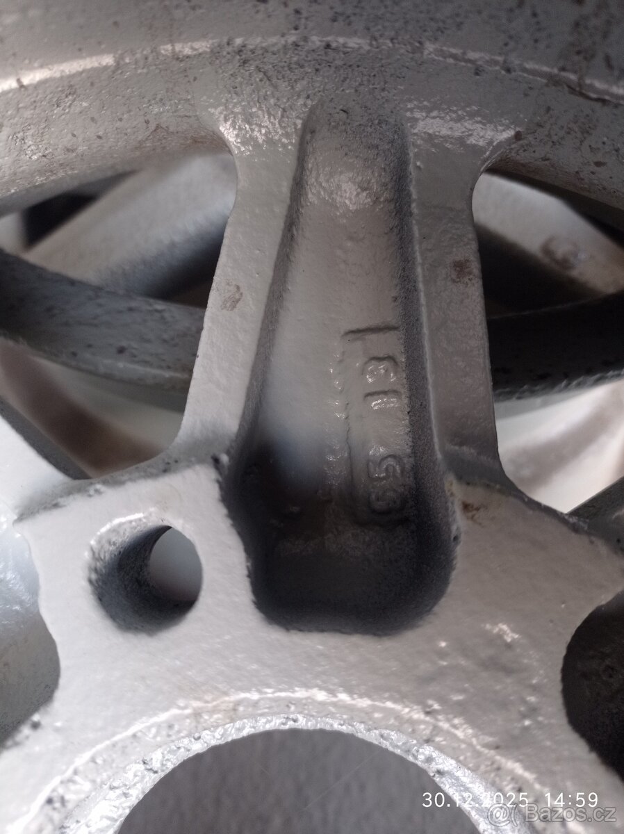 13" LOUKOTE ORIGINAL SKODA VETERAN 4x130 - 13