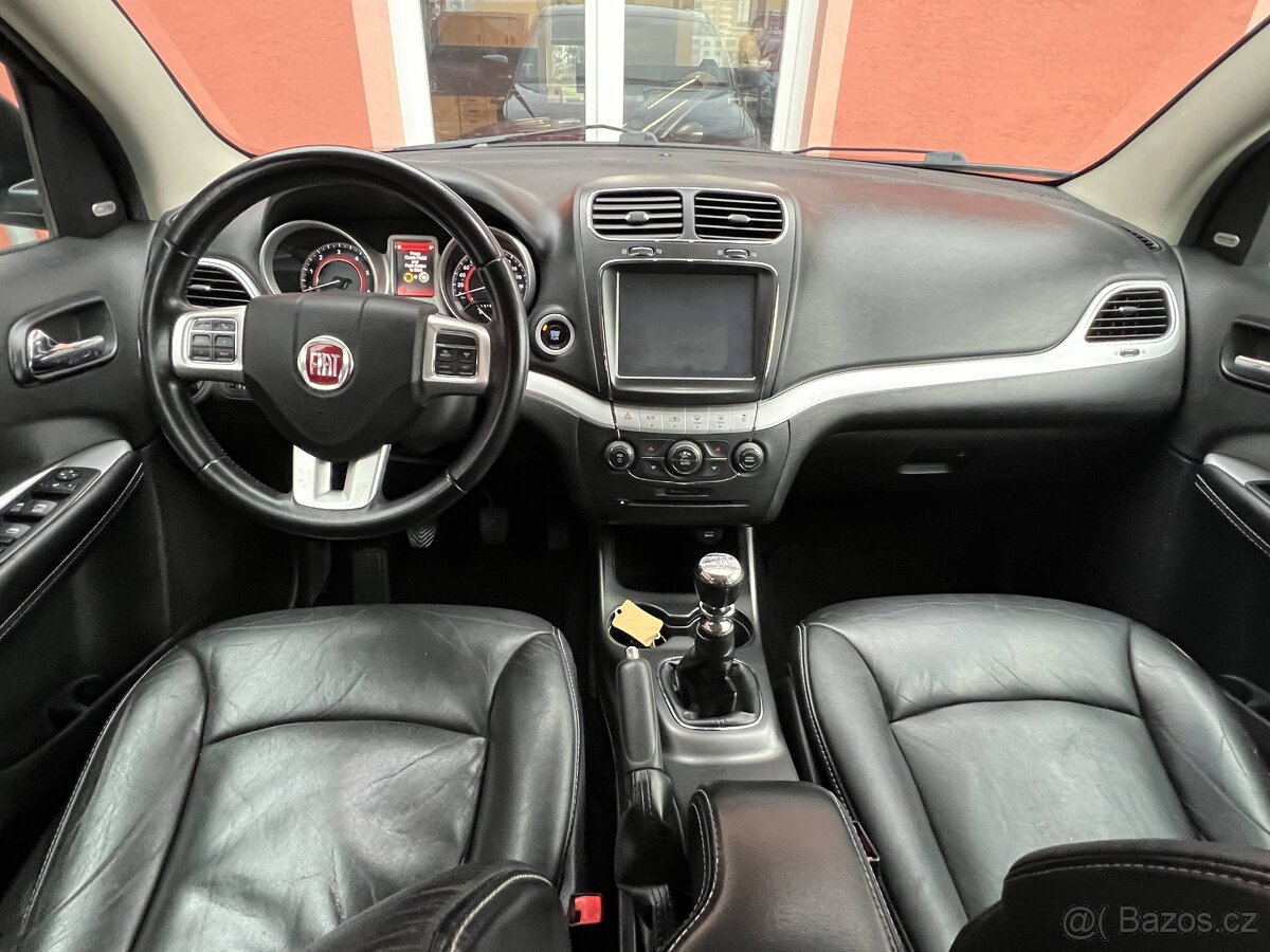 Fiat Freemont 2.0 Multijet Black Code 125kW - 13