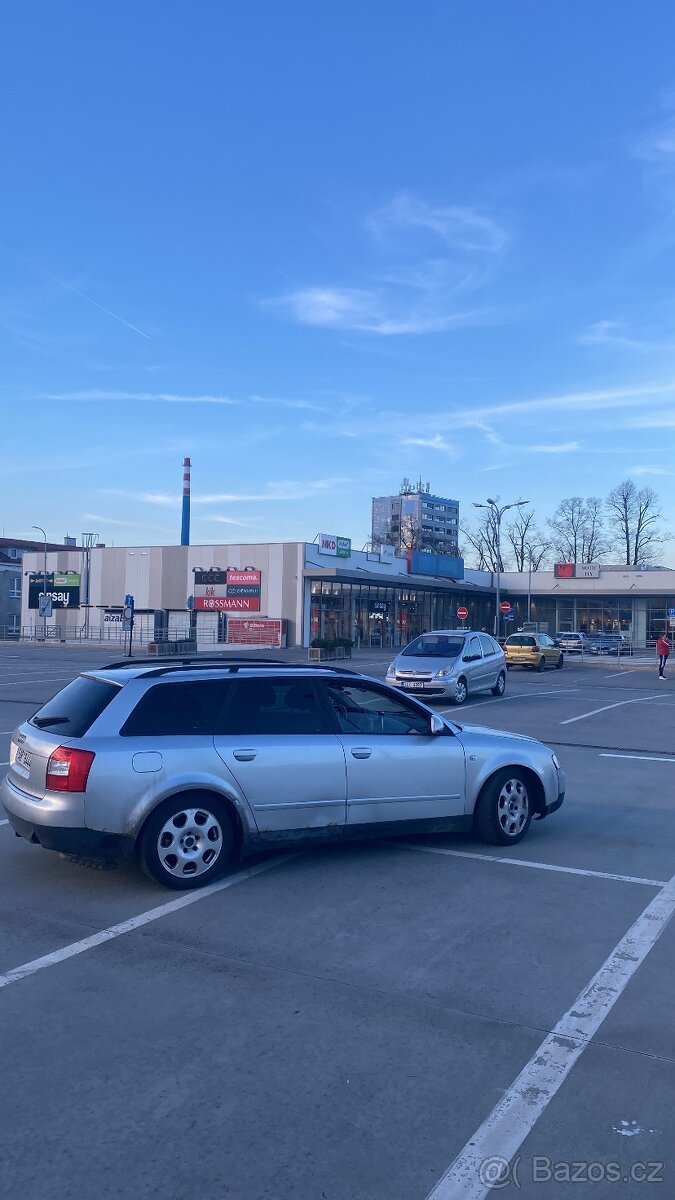Audi A4B6 Avant - 13