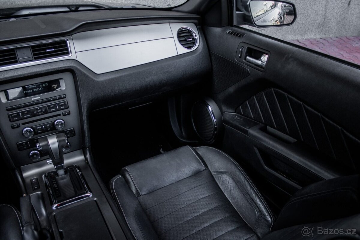 Ford Mustang 4.0L V6 - 13