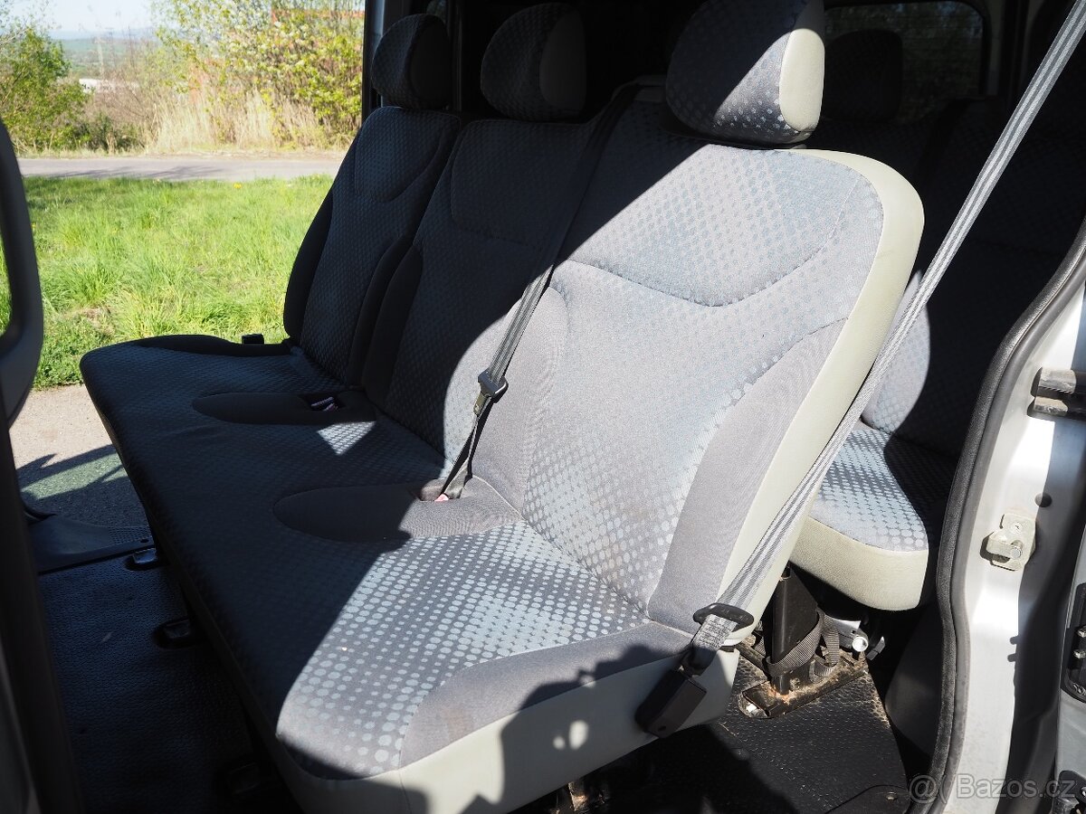 Renault Trafic 2.0 DCI MINIBUS 9míst, KLIMA, TZ - 13