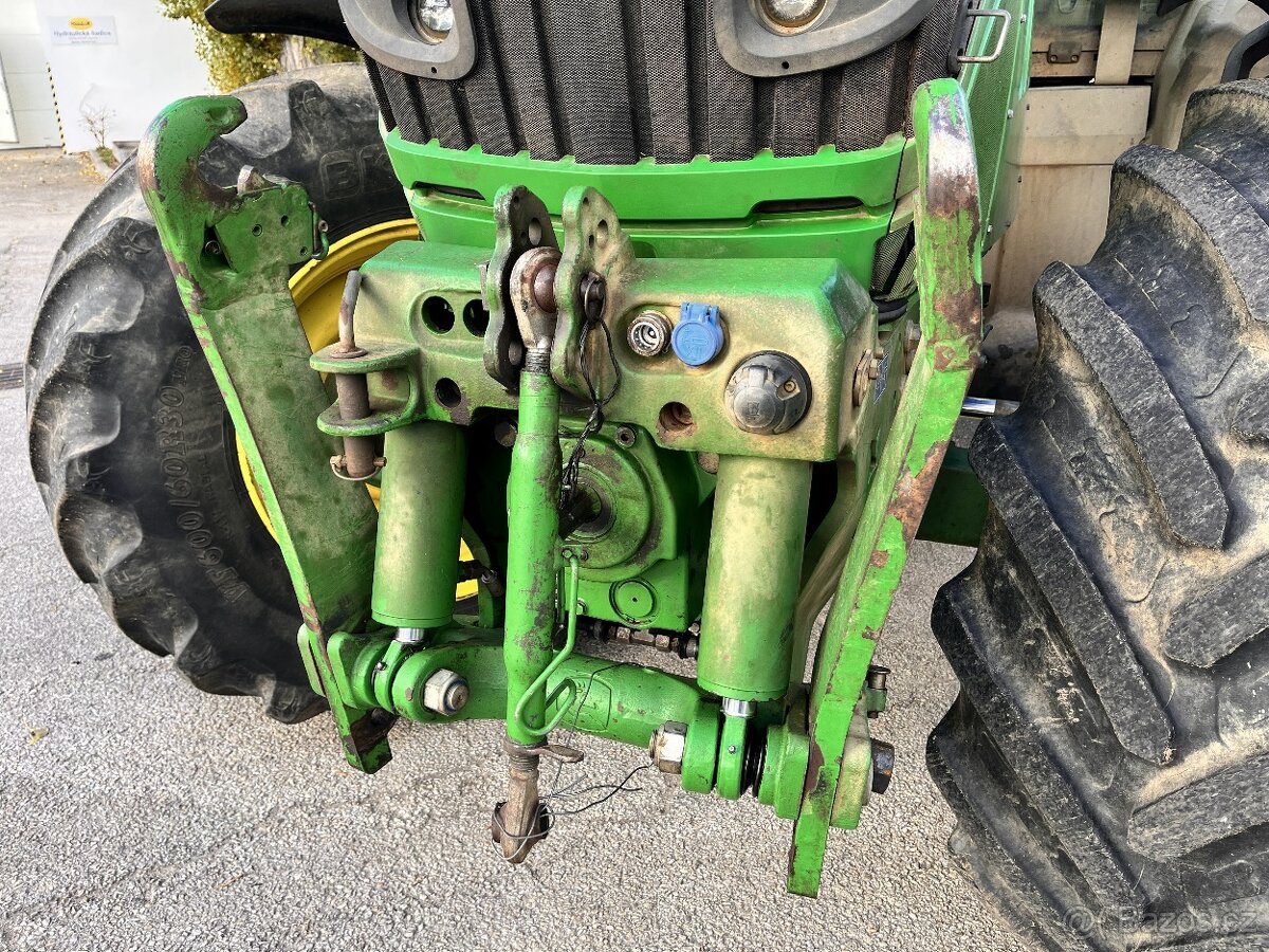Traktor John Deere 6190R - 13