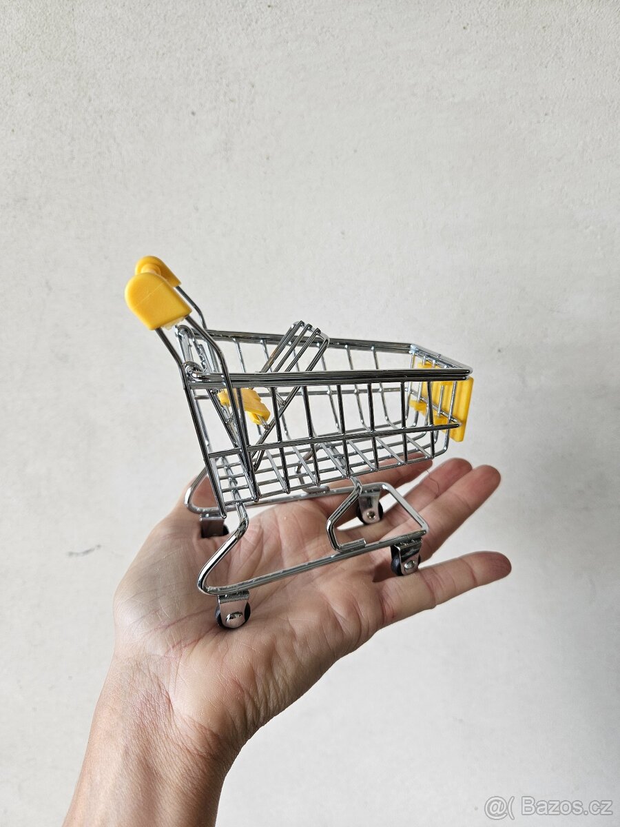 Nákupní košík hračka pro papouska - 13