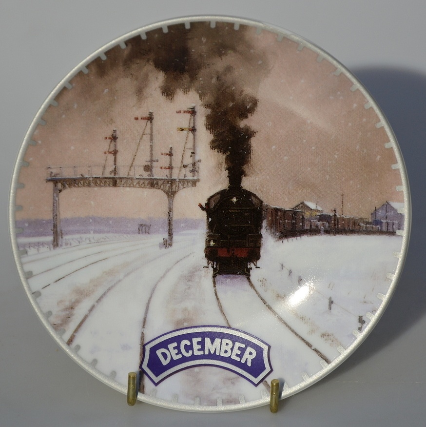Vlaky 12 měsíců v roce -12 ks porcelánové talíře - 13