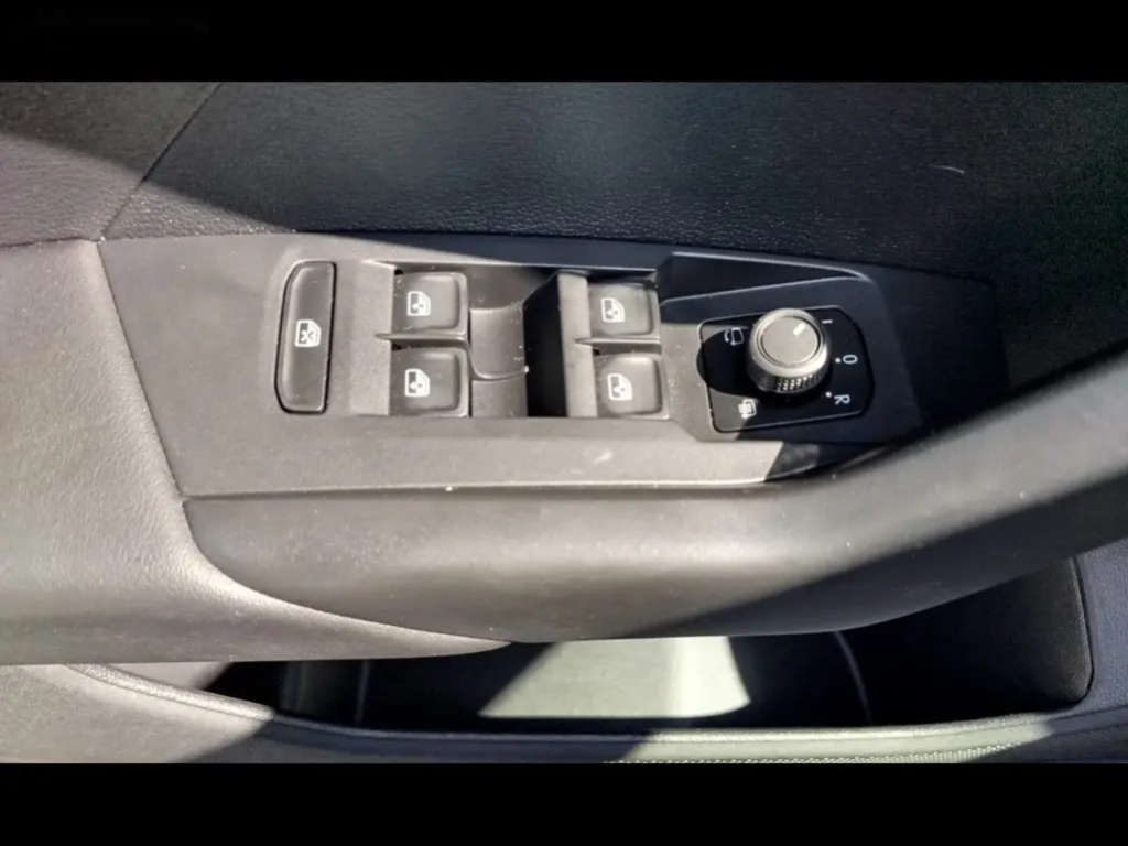 Volkswagen T-Cross, LIFE 1.0TSi 70 MAN5 Zimní kola - 13