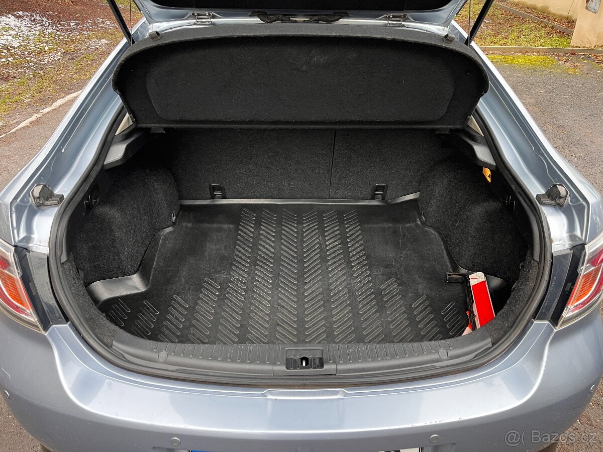 MAZDA 6 2.0i 114KW,2010,XENONY,BOSE,RVM,TAŽNÉ,VELKÝ SERVIS - 13