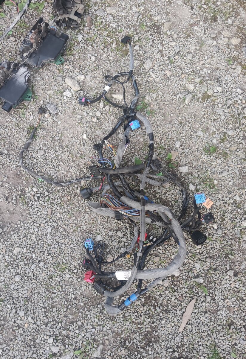 VW Lupo pásy, stahovačky - 13