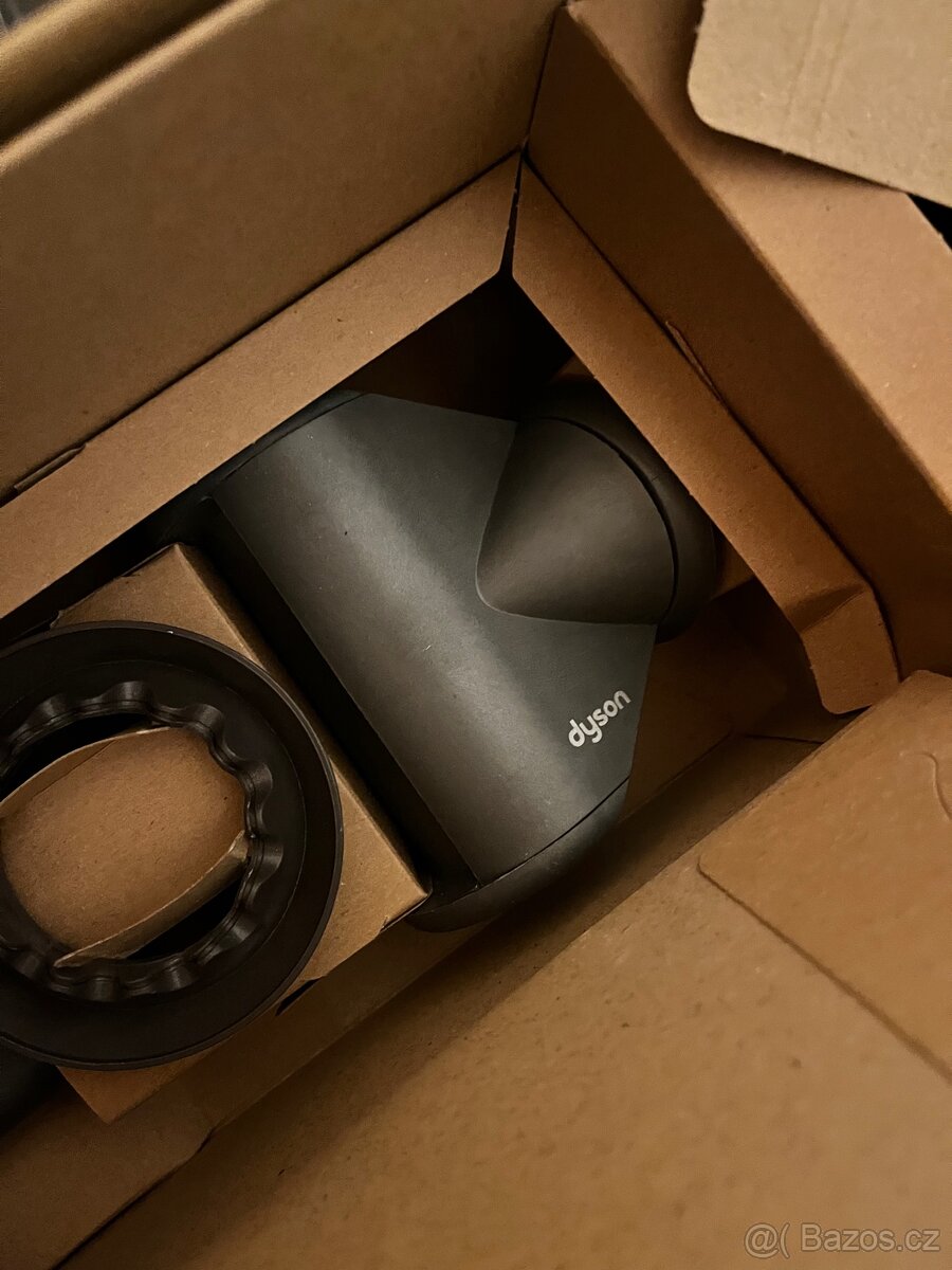 Dyson Supersonic fén na vlasy - 13