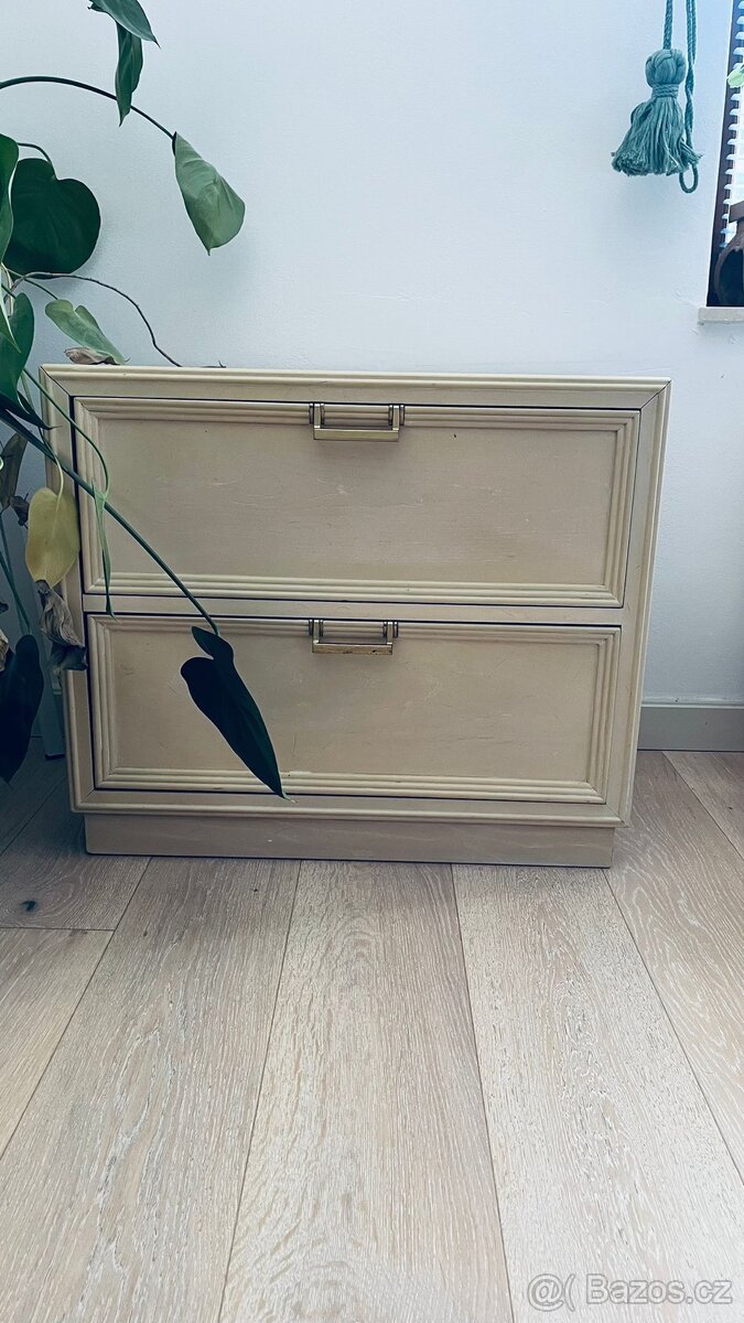 Masivní nábytek z USA - 13