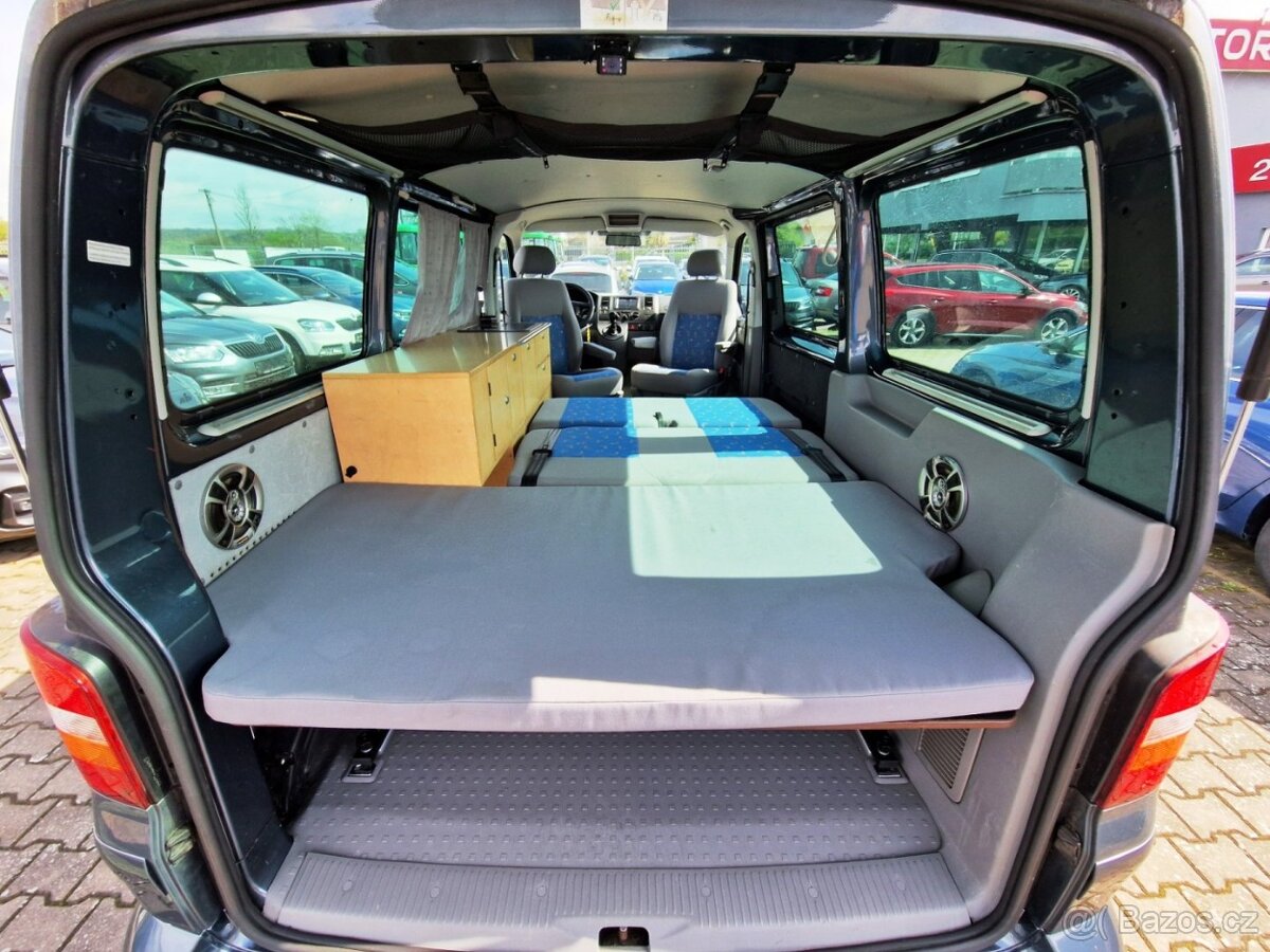 Volkswagen Multivan / 2.5TDi / 130PS / BEACH / MULTIFLEX / - 13