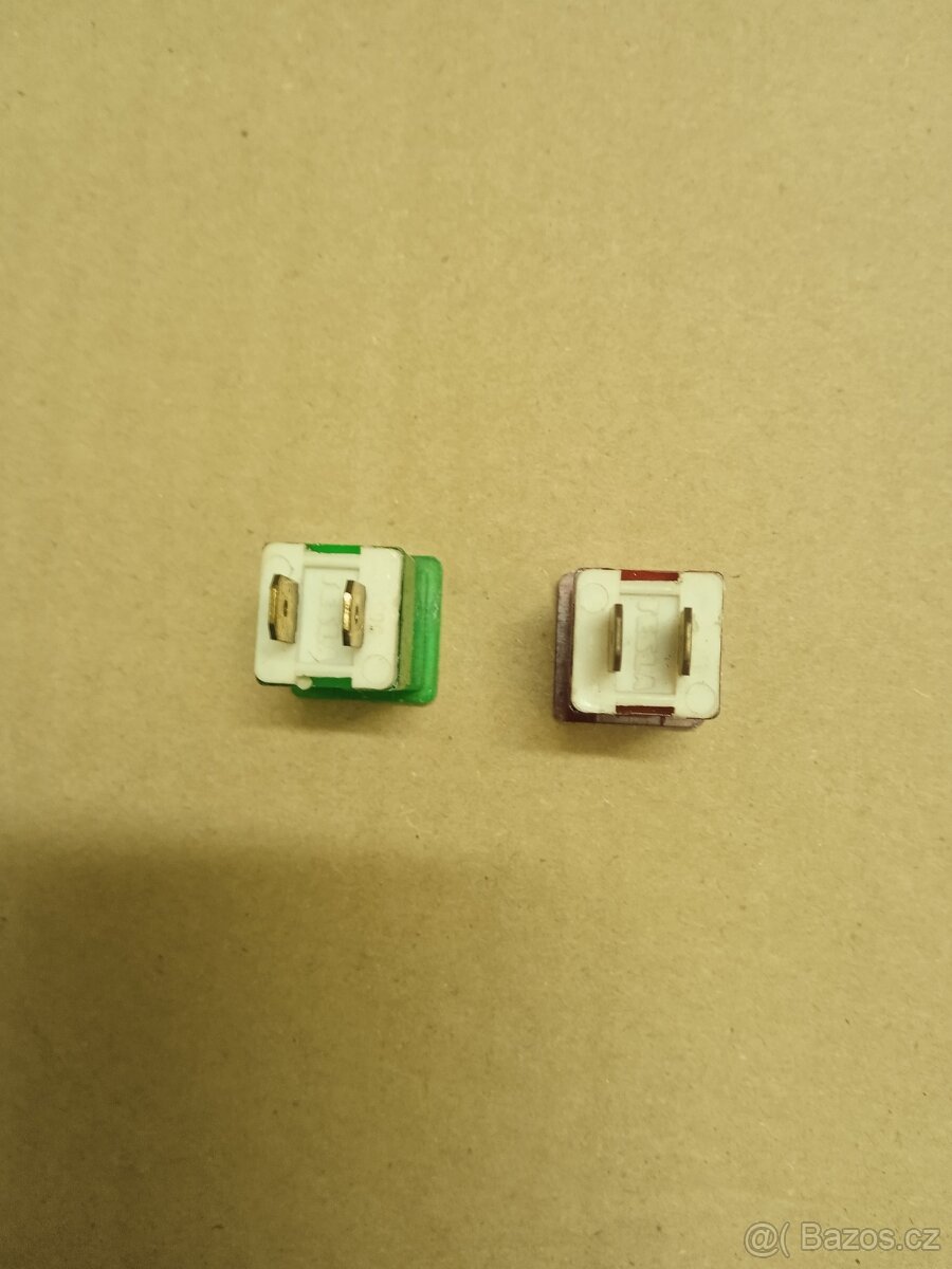 Prodám mikropřepínač Electrica 13(3)A,250V - 13