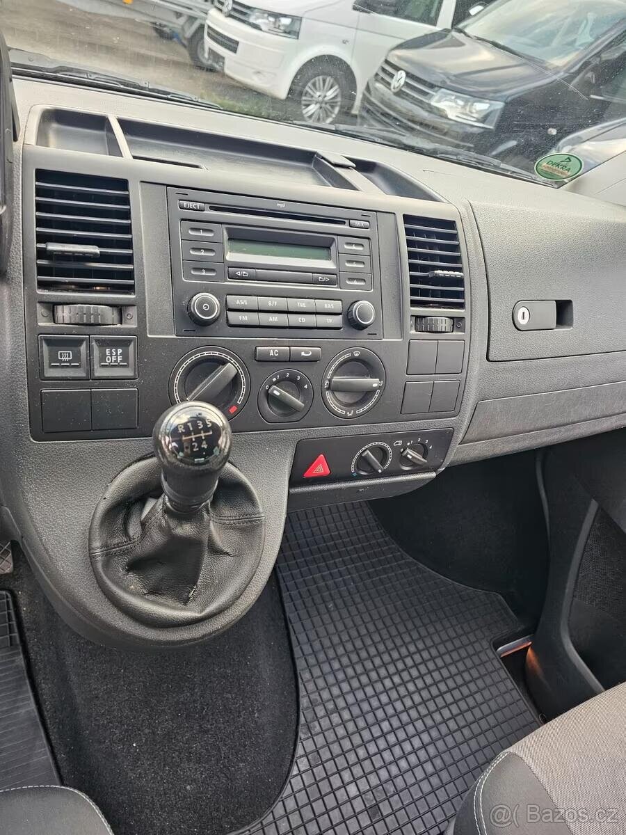 Volkswagen T5 Multivan 1,9TDI 75kw - 13
