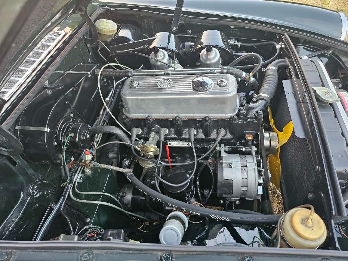 MG MGB - 13