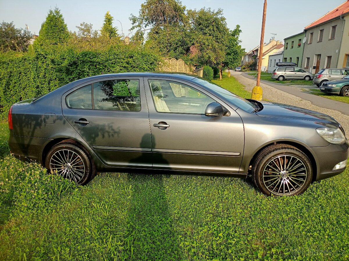 Škoda Octavia II - 13