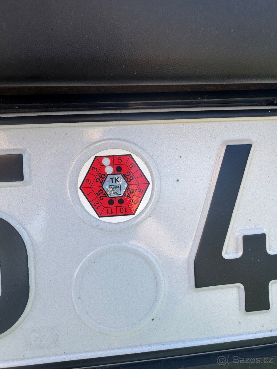 Citroen C4 1.4i benzín - 13