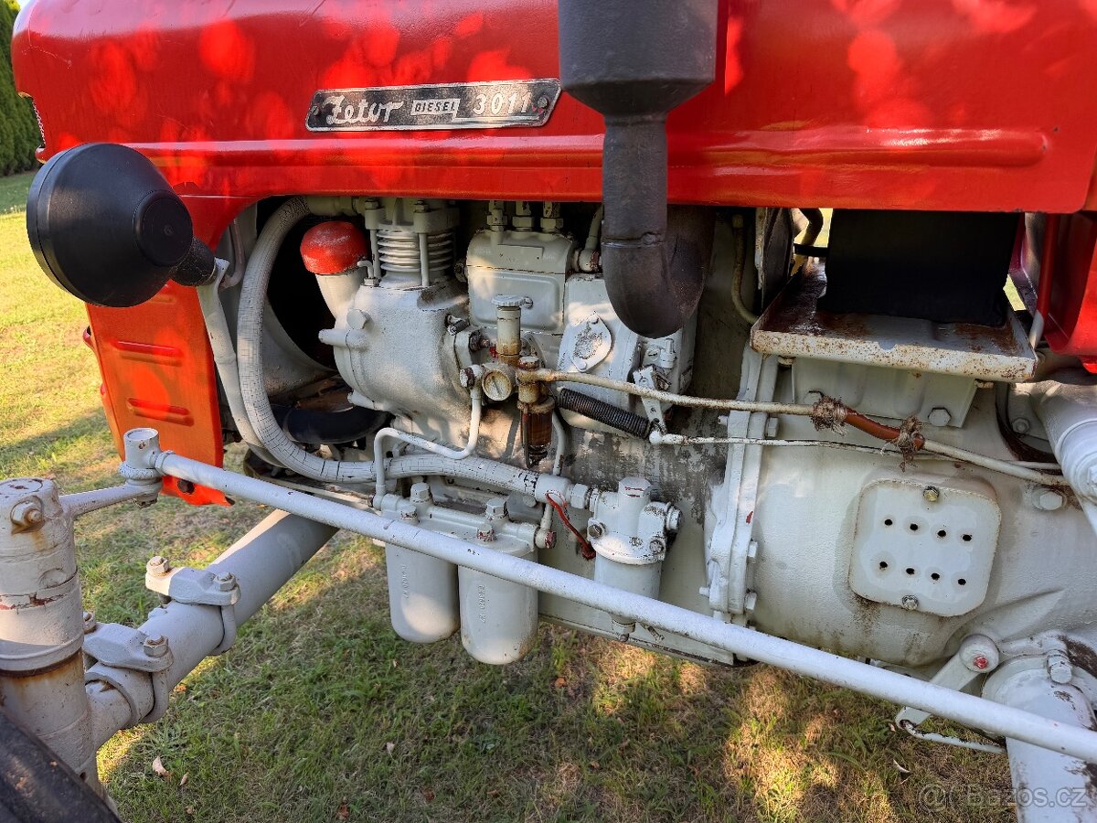 Zetor 3011 s boční lištou - 13