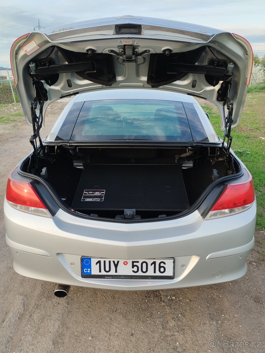 Opel Astra twintop 1.8i, 103kw - 13