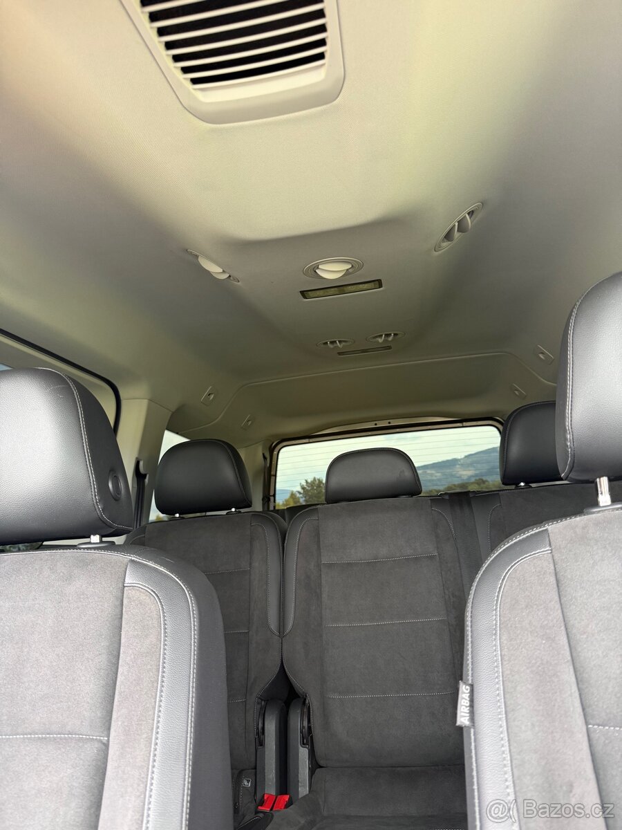 VW Caddy 2023 MAXI 7míst 2.0 TDI 1. Majitel - 13