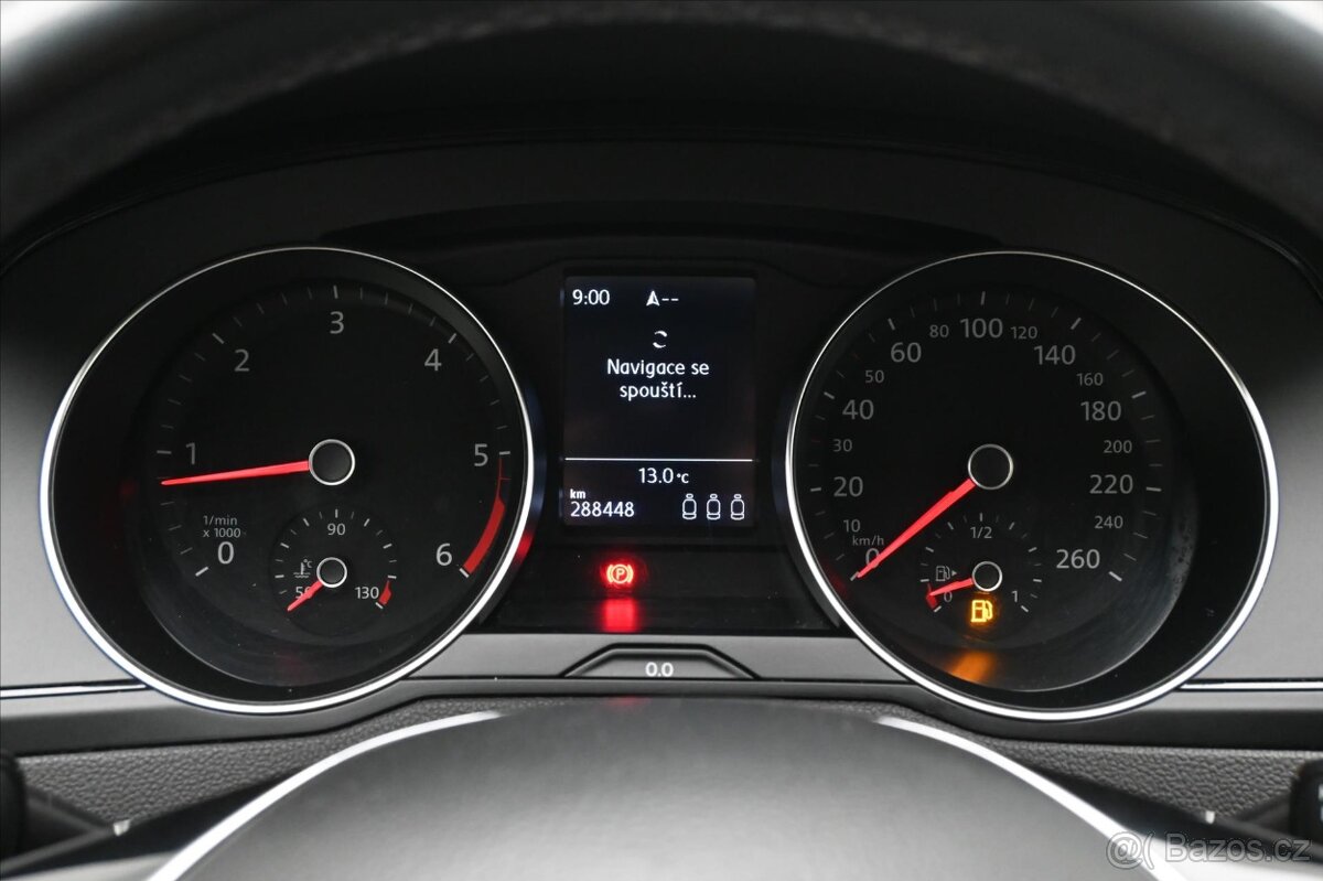 Volkswagen Passat 1,6 TDI 88 kW - 13