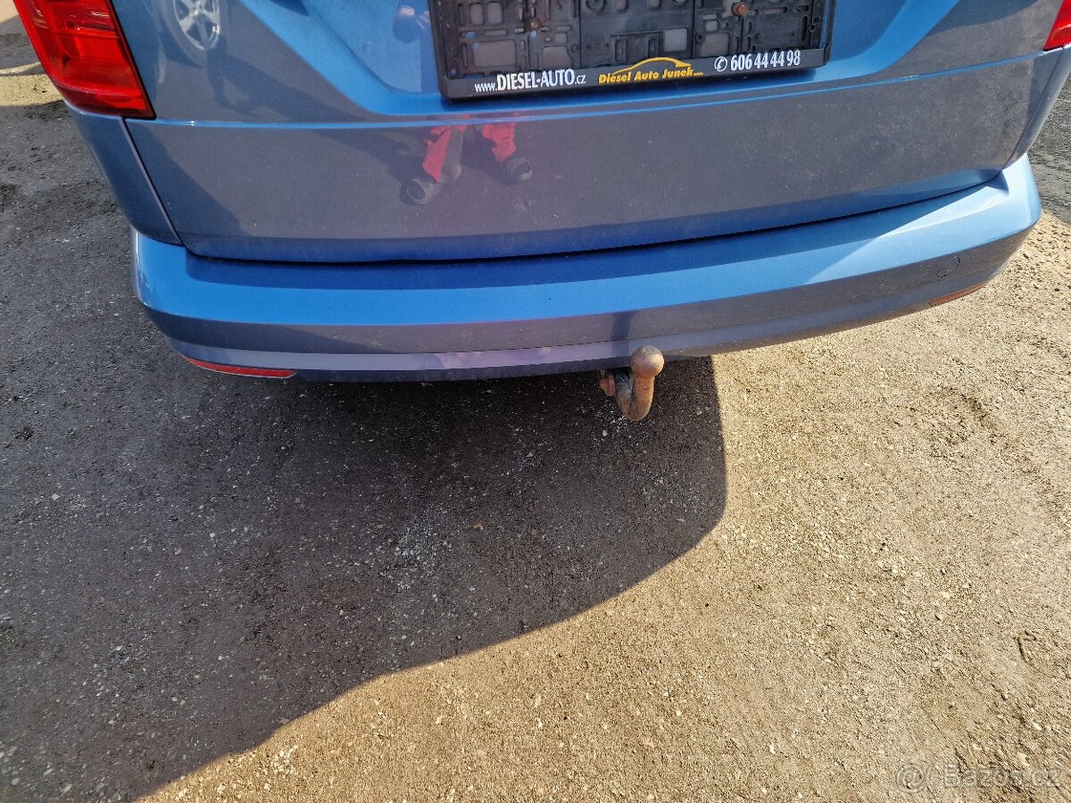 VW CADDY MAXI 2,0TDI 7MÍST TAŽNÉ - 13