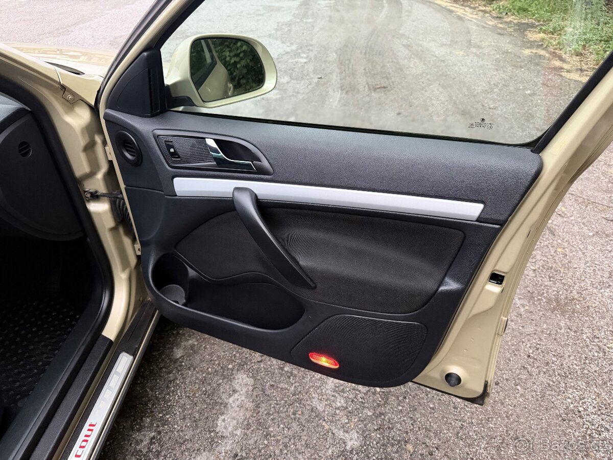 Octavia scout 4x4 tdi dsg - 13