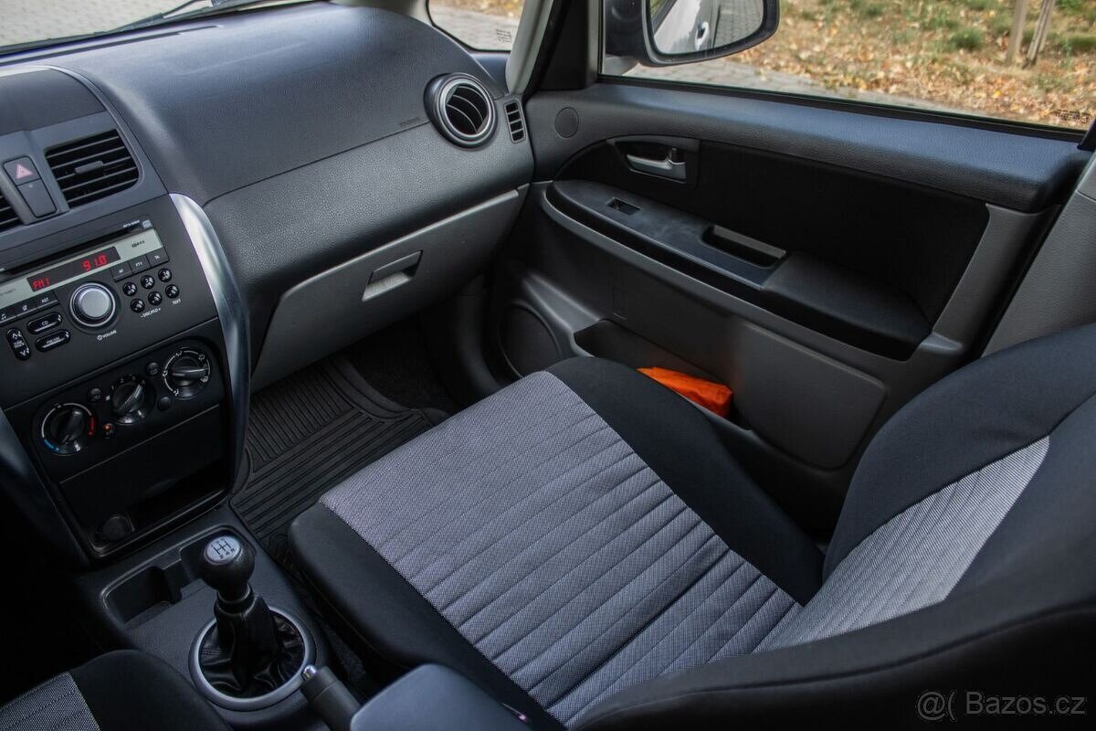 Suzuki SX4 MT/5 82kW 2010 - 13