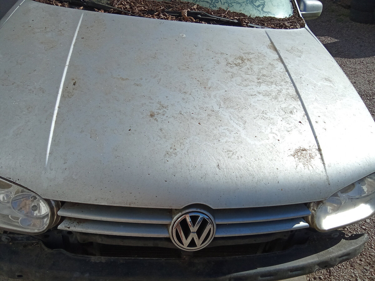 VW Golf IV 1,6i - náhradní díly - 13