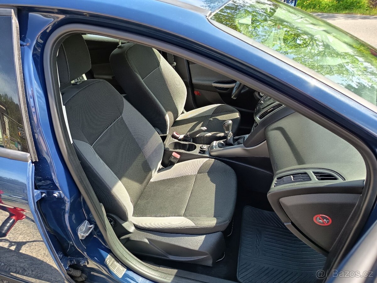 Ford Focus, 1.0i 74kW COMBI - 13