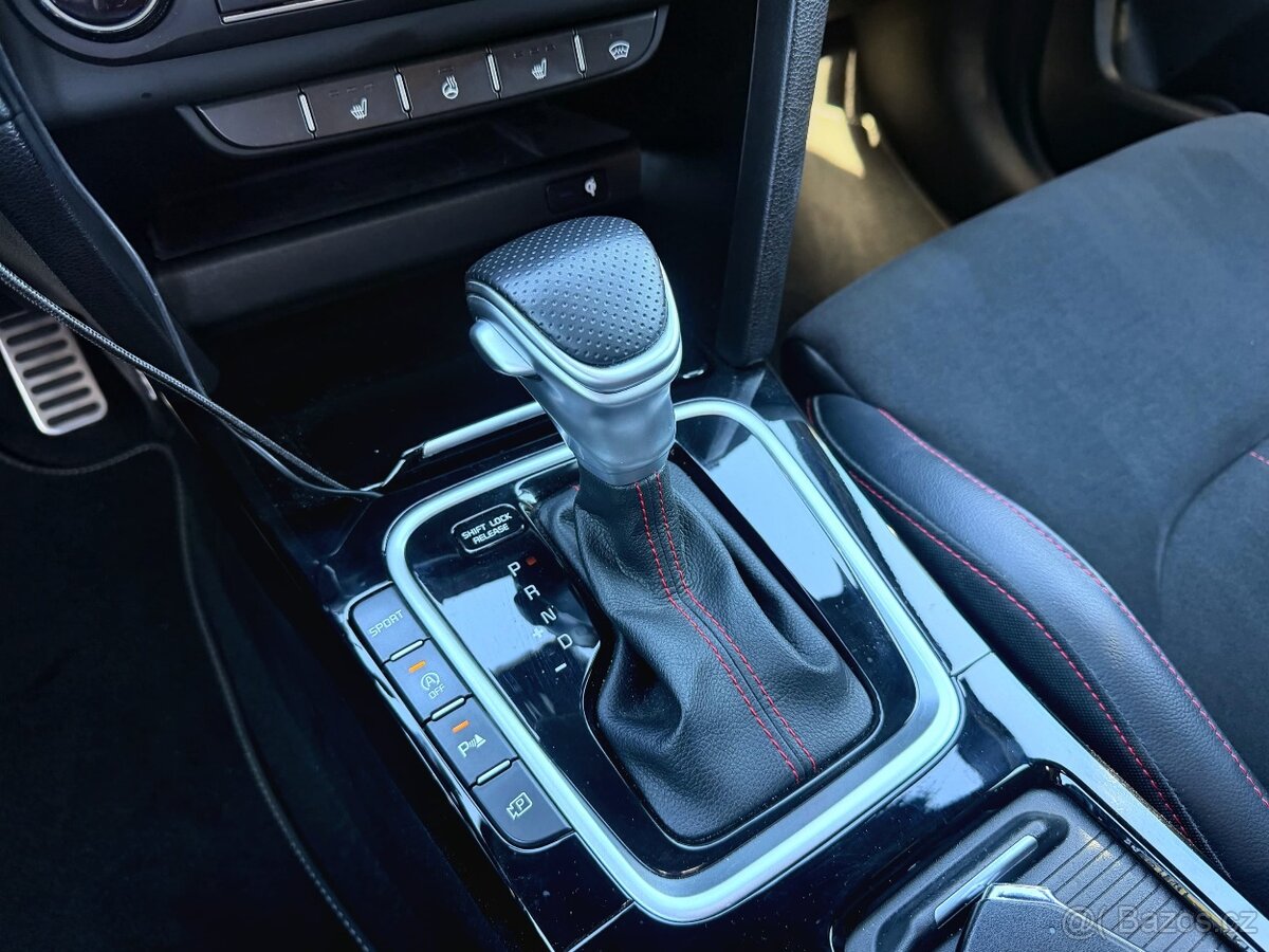 Kia ProCeed GT 1.6 T-GDI 150 kW - 13