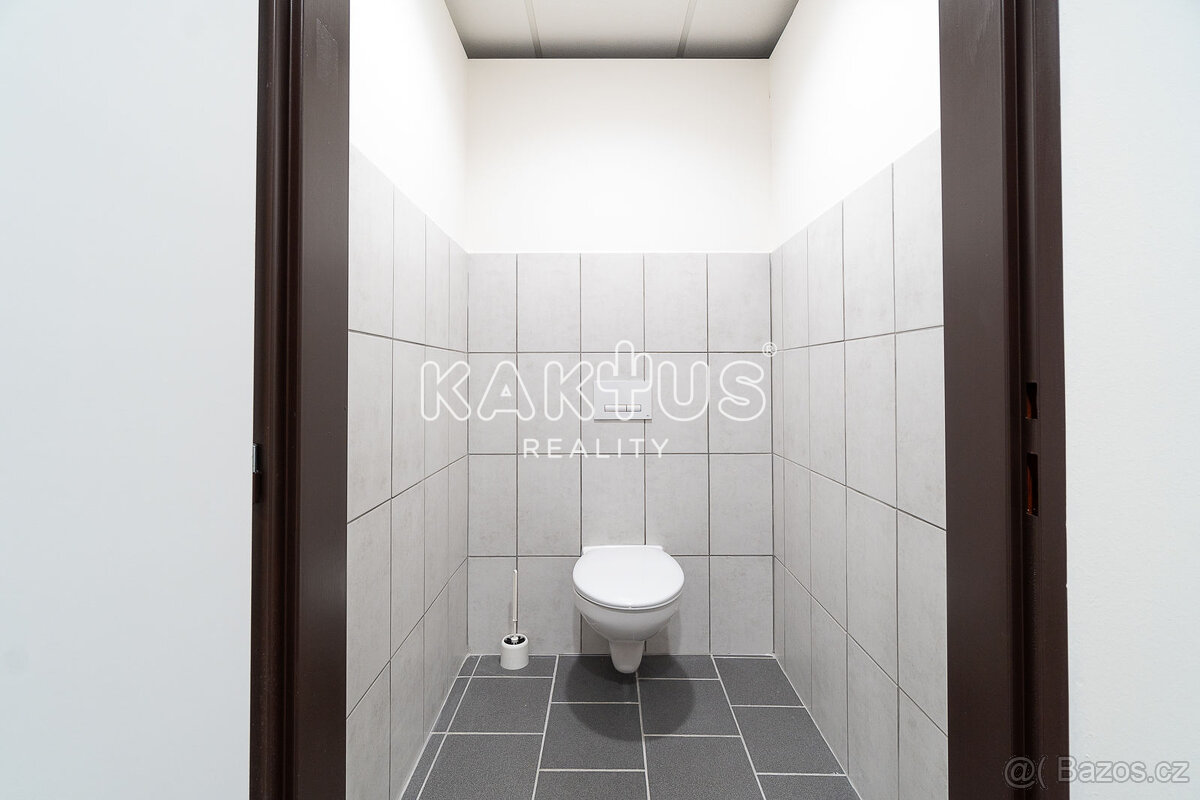 Pronájem kanceláří (200m2), ulice Provozní, Ostrava-Třebovic - 13