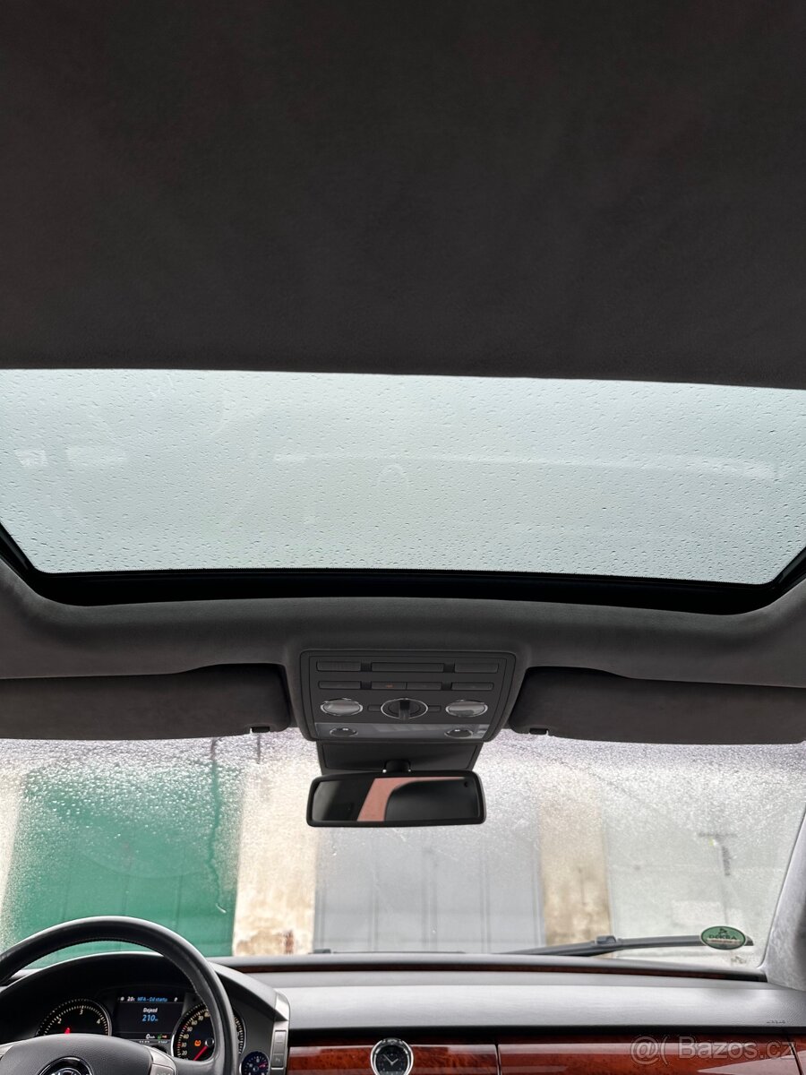 Prodám VW Phaeton 2012, 3,0 TDi - 13