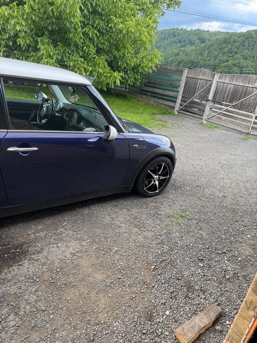 Prodám mini one R50 1.6 66kw 2005 - 13