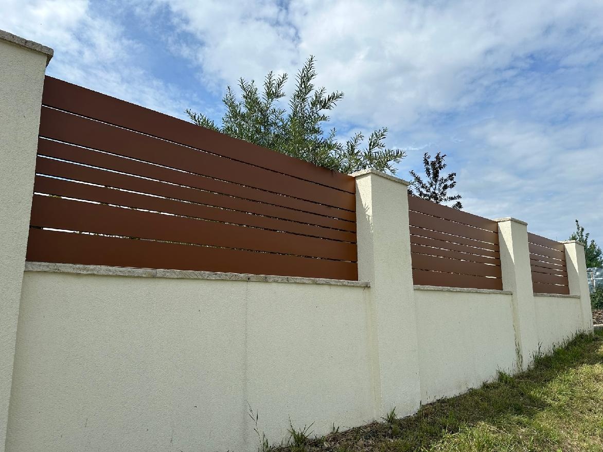 Hliníková prkna na plot - 13