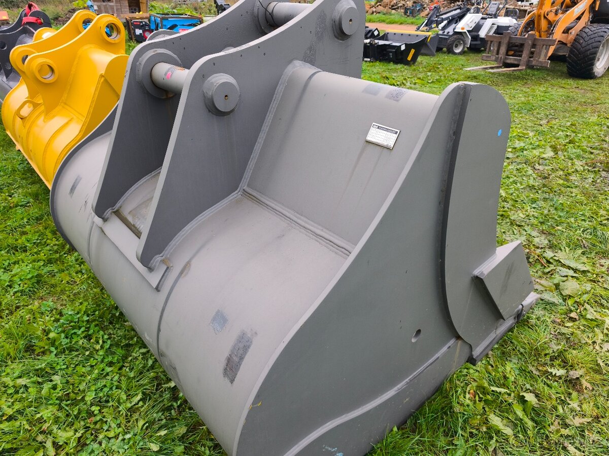 Lžíce 2,34m3 pro 34-45t 175cm - 13