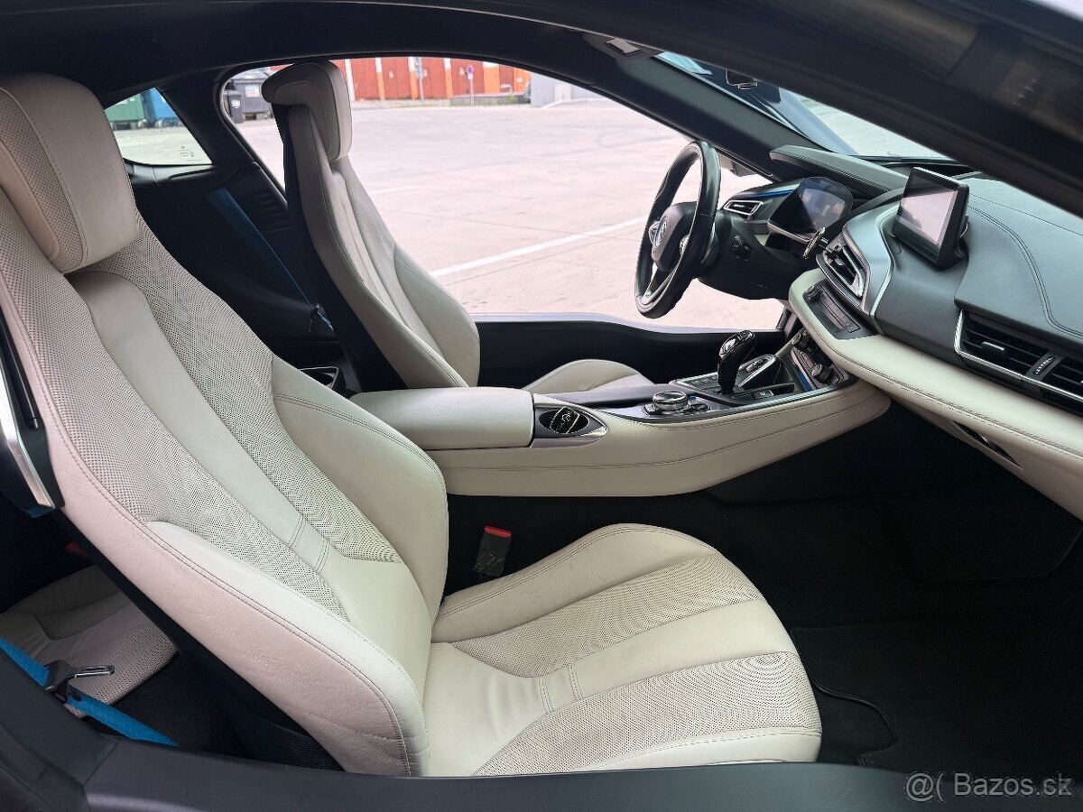 BMW I8 - 13
